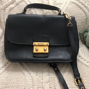 miu miu navy bag